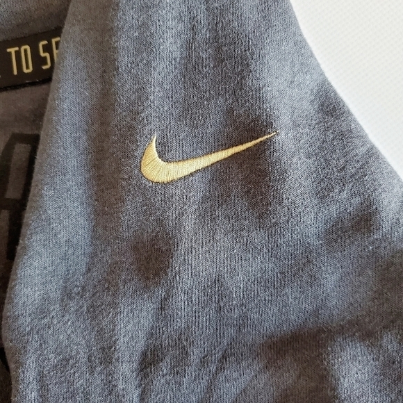 7483 * NFL Nike 2021 Salute to Service Half Hoodie Gray Size M - Picture 8 of 12